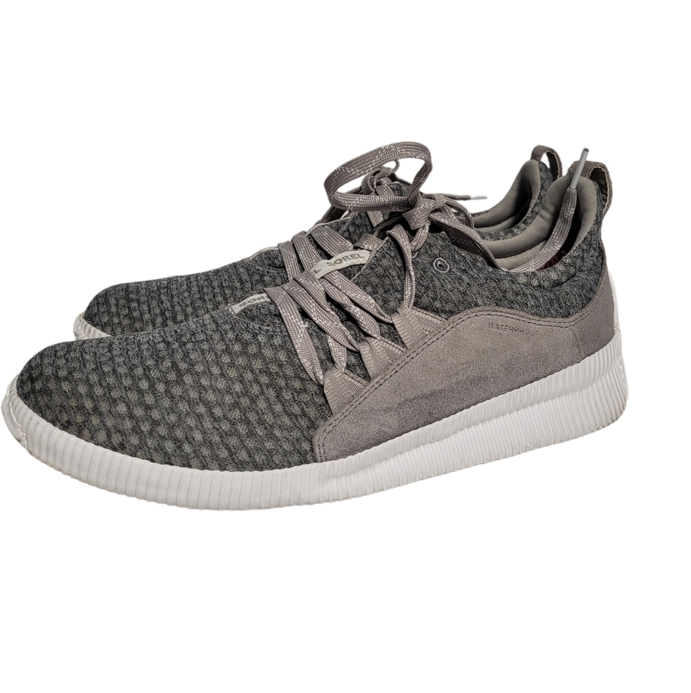 Sorel Women's Out N About Plus Dove Running Shoes Size 10.